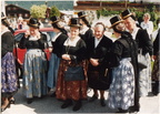 1987-06-28 - Bäuerinnen in Festtagstracht
