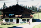 1996-11-00 - Hinterhof