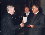 1999-08-15 - Jakob Schellhorn erhält die Verdienstmedaille des Landes Tirol