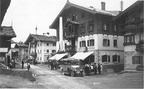 1930-06-03 - Autoreisende vor dem Gasthof Post